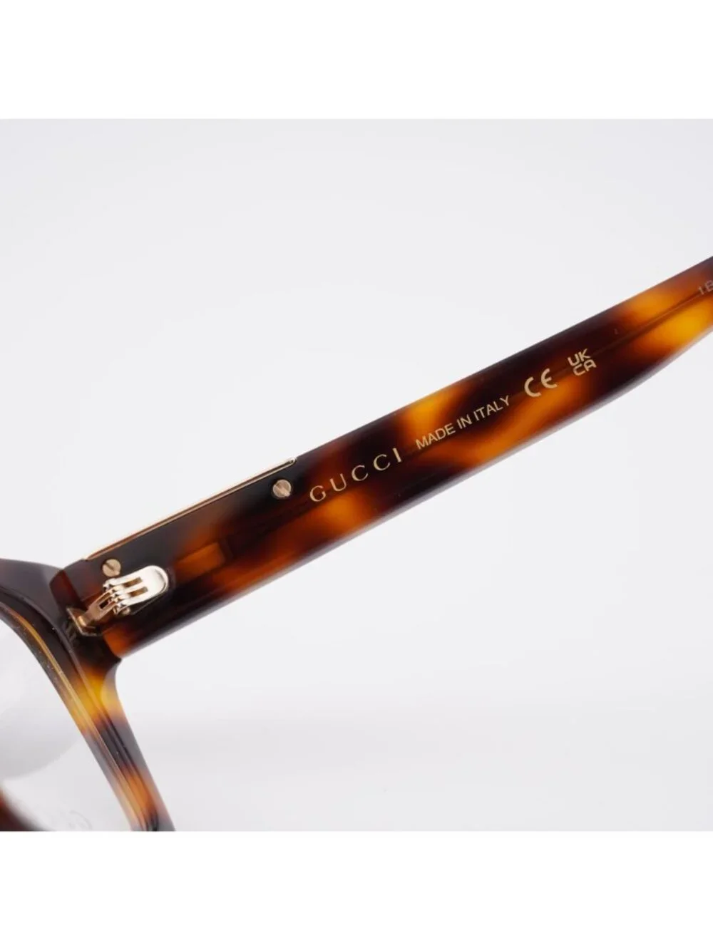 Gucci authentic gg1889o